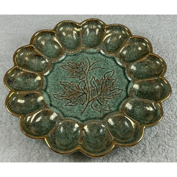 California Original Other - Vtg California Original Pottery 703 Egg Dish Green w/Gold Splatter Leaf **READ**